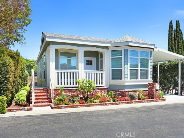 House for sale in Tustin, California