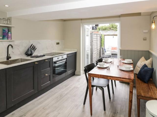 House for rent in Metchley, Birmingham