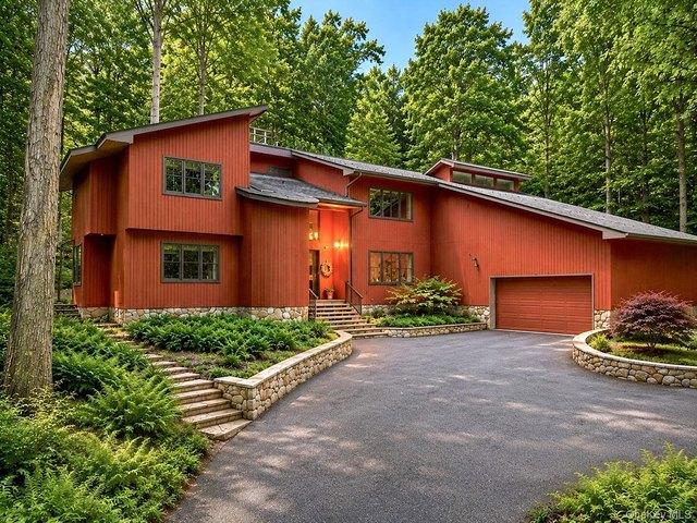 House for sale in Holmes, New York