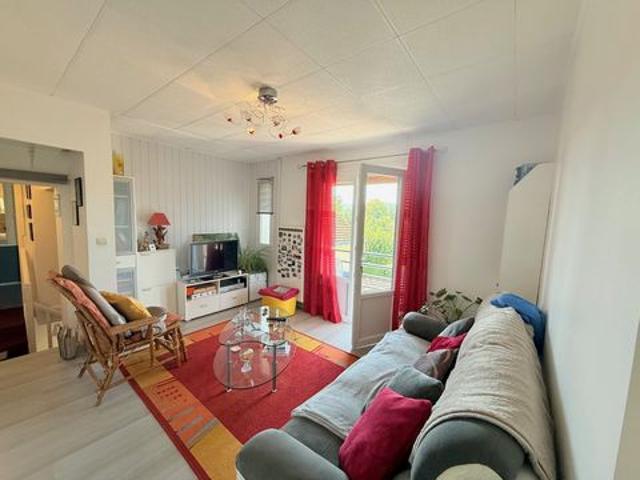 Maison vente à Cahors, Lamagdelaine