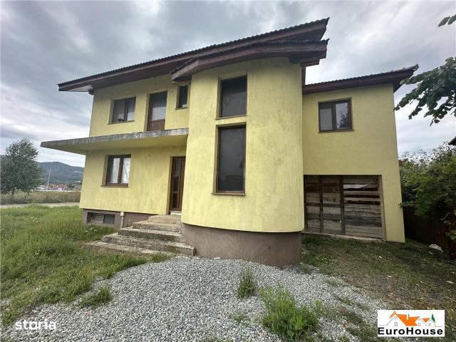 Casă vânzări