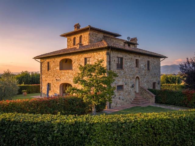 Casa in vendita a Cortona, Toscana