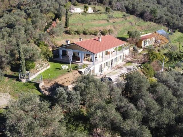 Casa in vendita a Massarosa, Toscana