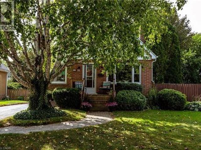 House for sale in Ancaster, Ontario