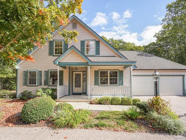 Condo for sale in East Lyme, Connecticut