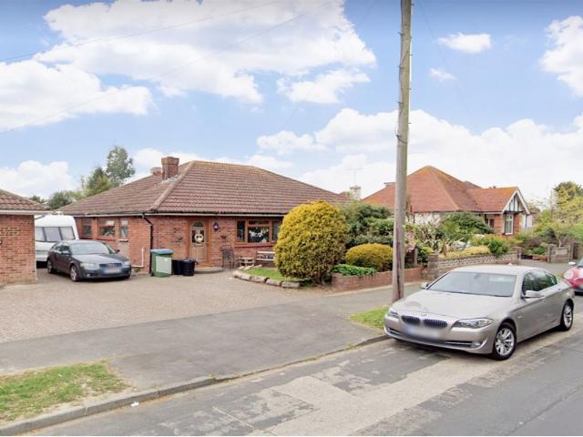 House for rent in Rose Green, Arun
