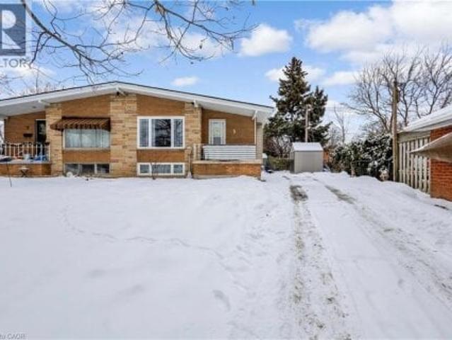 House for sale in Ancaster, Ontario