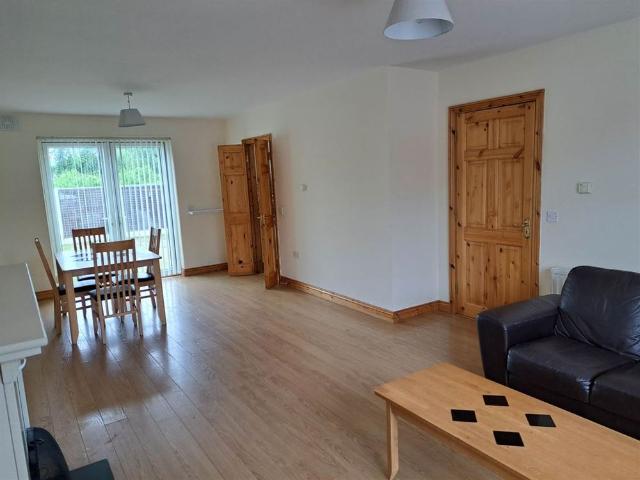 House to rent in Corry, Connacht