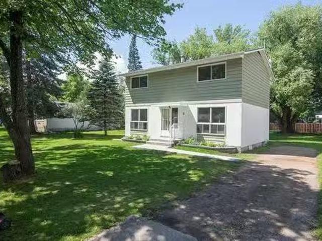 House for sale in Pinawa, Manitoba