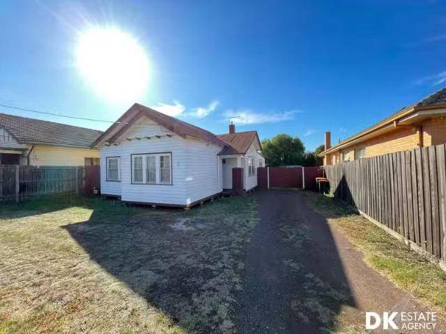 House for rent in Albion, Victoria