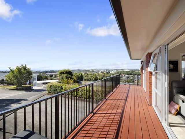House for sale in Hillsborough, Taranaki