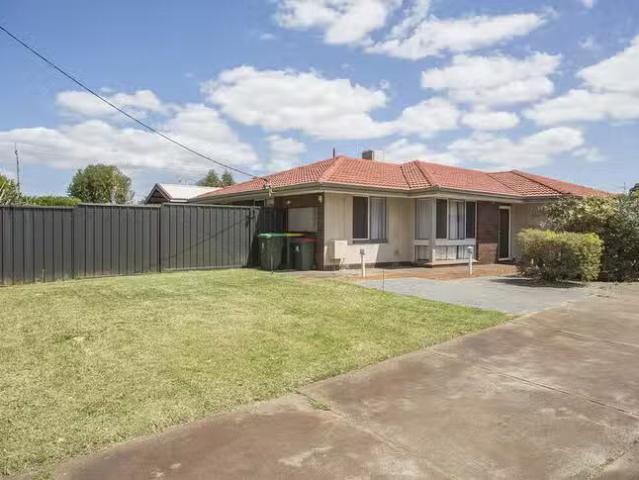 House for rent in Stirling, Western Australia
