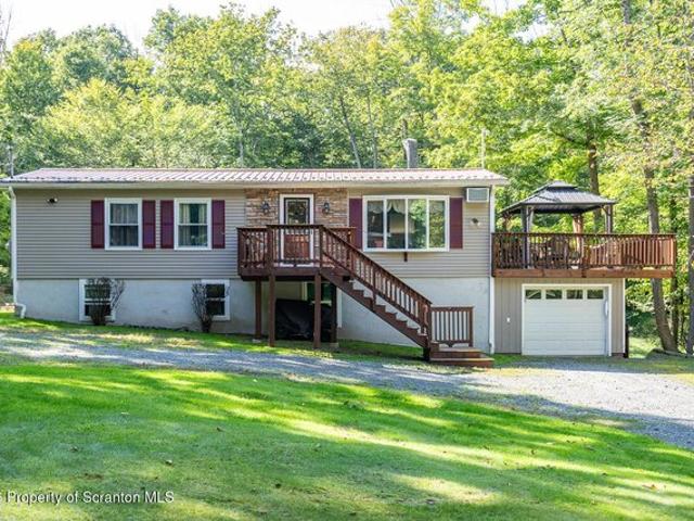 House for sale in Hawley, Pennsylvania
