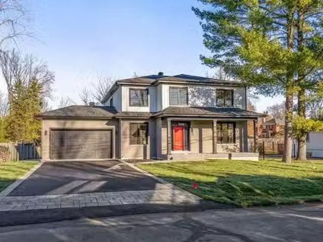 House for sale in Beaconsfield House for sale in Beaconsfield