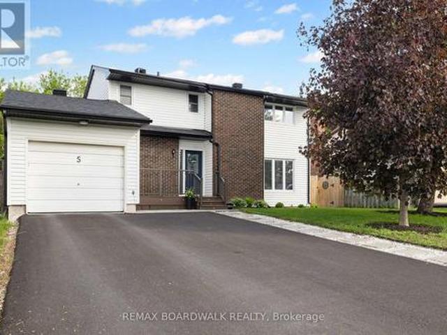 House for sale in Mississippi Mills, Ontario