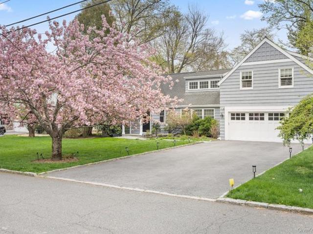 House for sale in Scarsdale, New York
