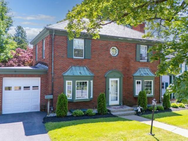 House for sale in Amsterdam, New York
