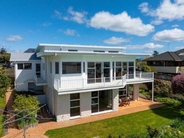 House for sale in Cable Bay, Nelson Bays