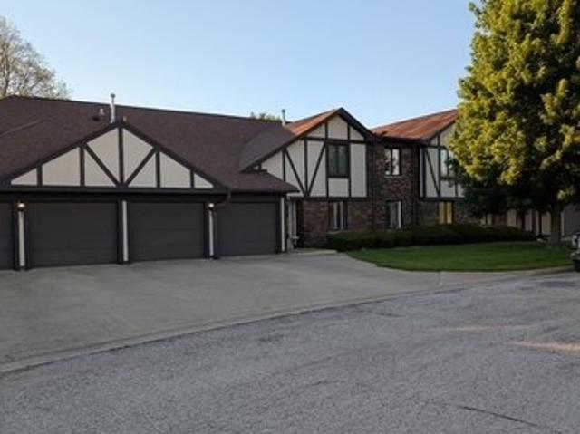 Condo for sale in Pontiac, Illinois