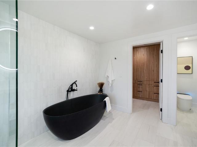 House for sale in Corona Del Mar, California