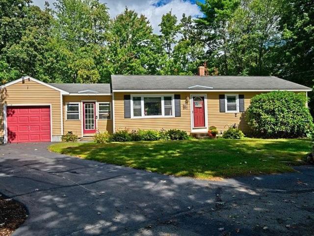 House for sale in Hooksett, Merrimack County