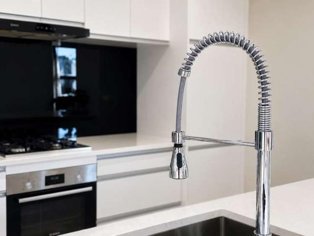 House for sale in Chaslands, Canterbury