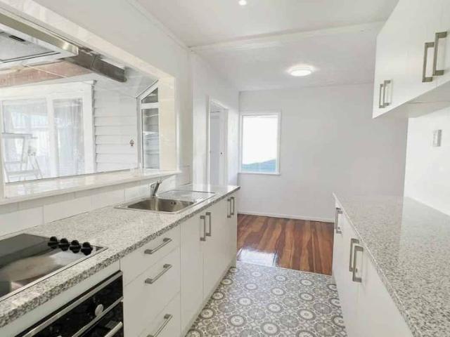 House for rent in Massey, Henderson-Massey