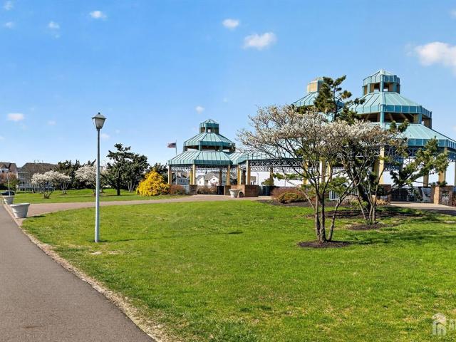 Townhouse for sale in Sayreville, Middlesex County