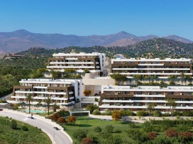 Apartamento en venta en El Velerín, Estepona
