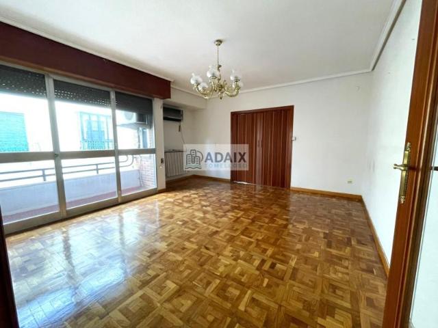 Apartamento en venta en Tomelloso, Castilla-La Mancha
