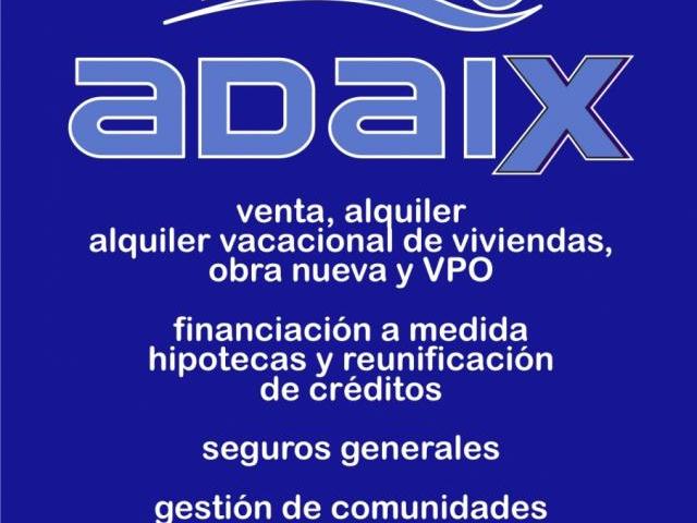 Casa en venta en La Carlota, Andalucía