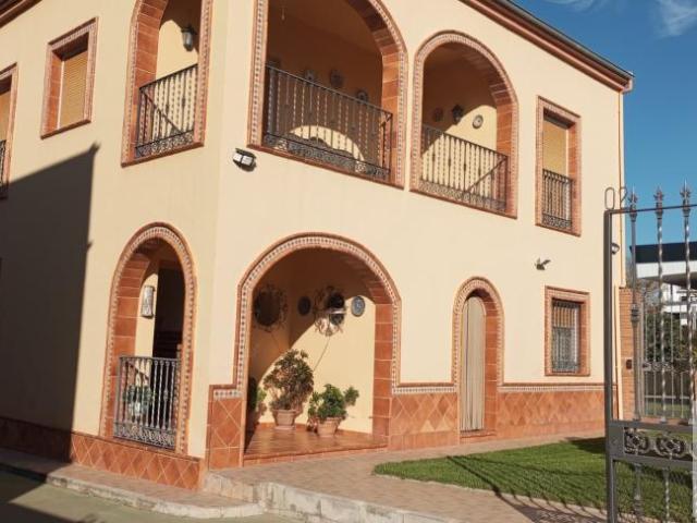 Casa en venta en Marmolejo, Andalucía