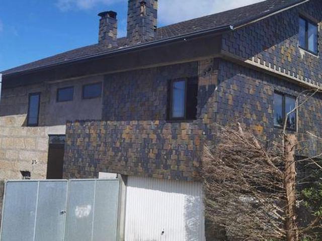 Casa en venta en A Angustia, Vigo
