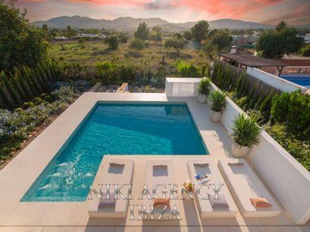 Casa en venta en Urbanització Siesta, Eivissa