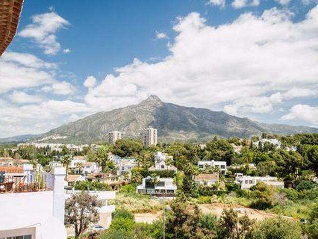 Ático en venta en Nueva Andalucía, Costa del Sol Occidental