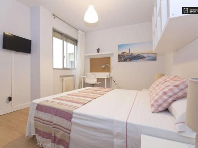 Habitación en alquiler en Alcalá De Henares, Distrito II
