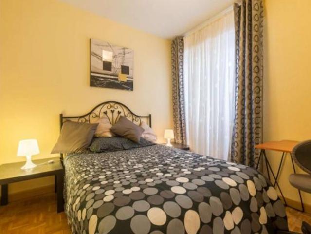 Habitación en alquiler en Alcalá De Henares, Distrito II