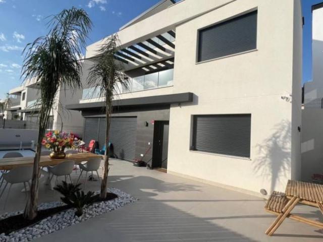 Chalet en venta en Urbanización Montemar, el Baix Segura / La Vega Baja