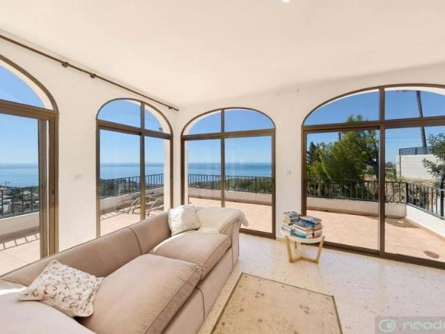 Villa en alquiler en Alicante