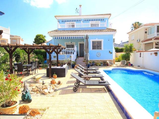 Chalet en venta en Urbanización Doña Pepa, el Baix Segura / La Vega Baja