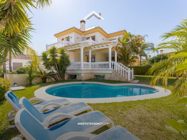 Villa en venta en Málaga