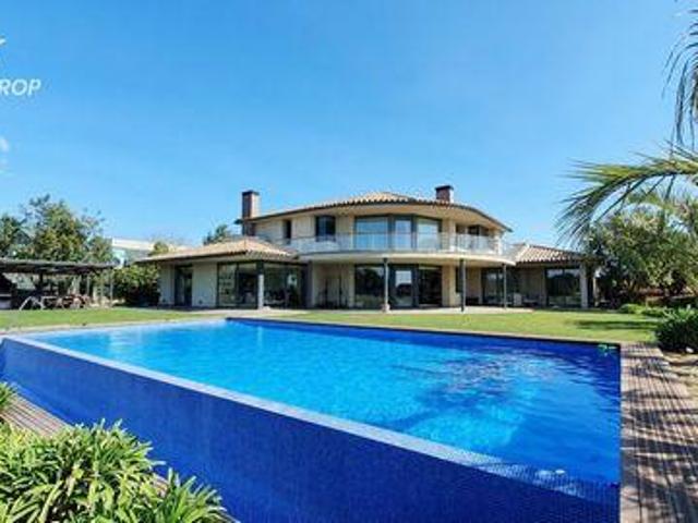Chalet en venta en Alt Empordà, Catalunya