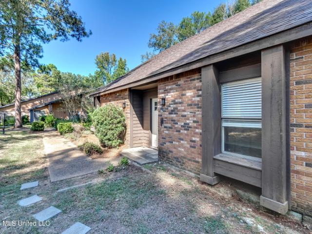 House for sale in The Cascades, Clinton