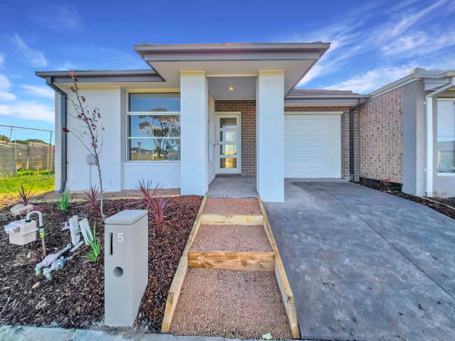 Apartment for rent in Camerons Creek, Victoria
