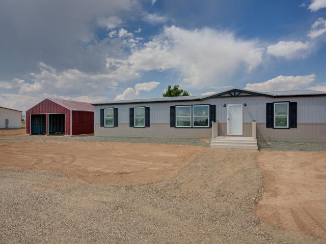House for sale in Edgewood, New Mexico