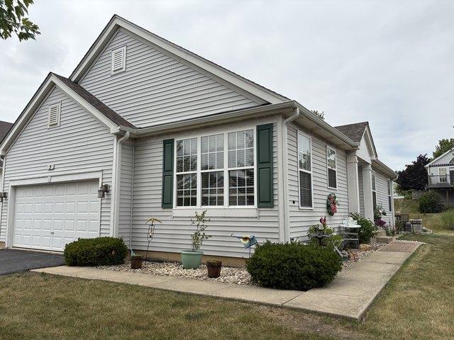 House for sale in Antioch, Illinois