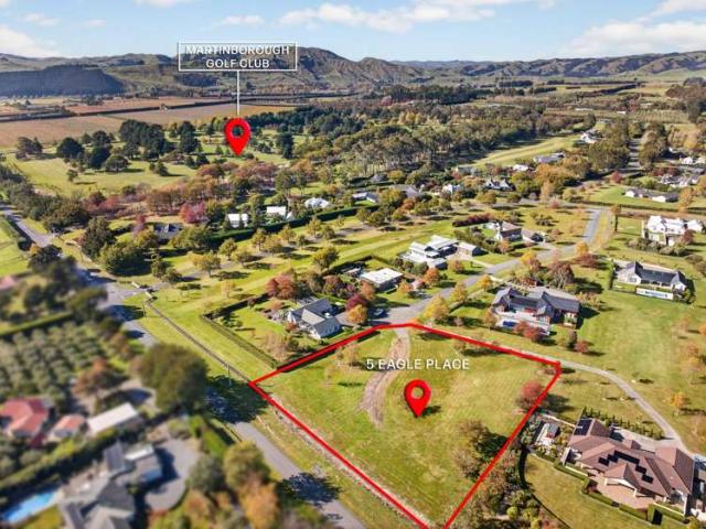 Land for sale in Cape Palliser, Wellington