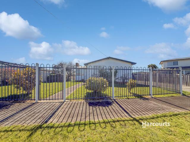 Apartment for rent in Devonport, Tasmania