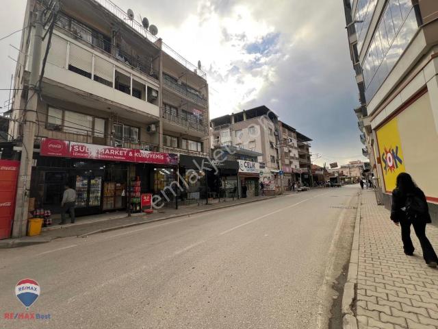Bayrakli, İzmir içerisinde satılık mülk