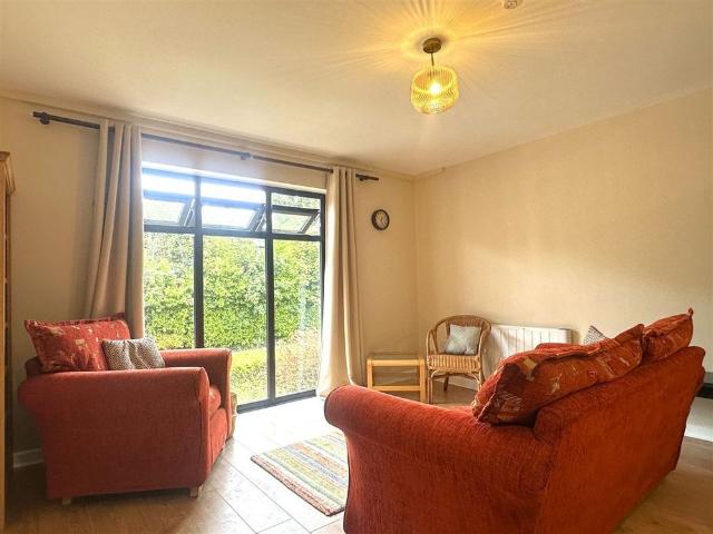 Apartment to rent in Salthill, Gaillimh